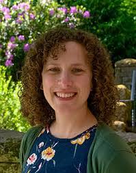 Stephanie Mandel's Instagram, Twitter & Facebook