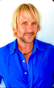 Delray resident promotes unity through music and art