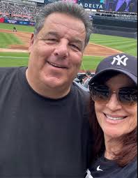 Italian 🇮🇹 Heritage Night at the New York Boulders Baseball. Actor Steve  Schirripa from the TV Show The Soprano's was at the ballpark to celebrate  25 years of the show and took