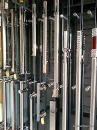 1 set pintu kupu tarung kayu jati: Berbagai Jenis Handle Pintu Dengan Dan Tanpa Pengunci Arsitektur Rumah Tinggal Dan Desain Interior