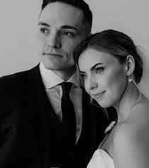 ✨ Jenna ✨ makeup: @kathleenkleiter dress: @unveileddressco photography:  @rochelleleaderphoto