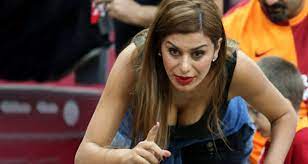 Ebru şancı'nın paylaşımı takipçileri tarafından tepki gördü. Unlu Manken Ebru Sanci Dan Kocasina Sitem Telefonda Oyun Oynadigi Icin Cocuk Yapamiyoruz Dailymotion Video