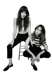 Музыкант последние билеты в крокус ⠀ ⠀ реклама: Dakota Johnson Wants To Take Over Your Tv Vogue