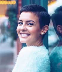 Need a major hair makeover? 30 Short Haircuts For Round Faces Round Face Haircuts Short Hair Styles Pixie Short Hair Styles For Round Faces