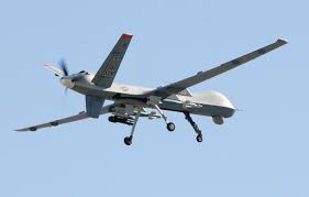 drone MQ-9 Reaper yang melayang di udara