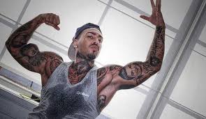 Alex velea is known for his work on ca niciodata: Food Alex Velea For An Ad Group His Secret Is For Years That He Is Eating The Same Thing