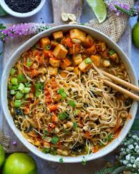 Pin By Gail Chase On Asian Pad Thai Ramen Soup Veggie Delight