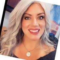 Wendy Lusk's Instagram, Twitter & Facebook