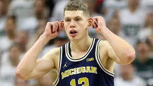 In exchange for daniel gafford and chandler hutchinson, the bulls will acquire troy brown and mo wagner from the washington wizards, according to espn's adrian wojnarowski. Kornacki Wagner Plays Over Injury Crowd To Lead Wolverines To Victory At Msu University Of Michigan Athletics