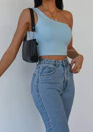 Joli top noir à fine bretelle fluide de chez bershka taille m qui convient à du s dos croisé et petit volant à. One Shoulder Sleeveless Crop Top In Blue Crop Top Outfits Fashion Inspo Outfits Top Outfits
