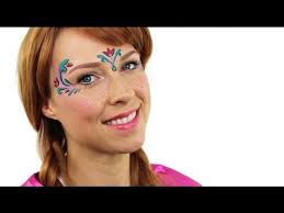 Hiermit wird die ein styling nach dem vorbild von im frozen adventskalender nagellacke, lippenstifte, lipgloss, tolle überraschungen. Anna Frozen Face Paint Tutorial Gesichtsbemalung Prinzessin Bemalte Gesichter Kinder Schminken