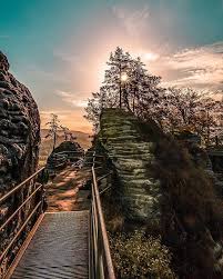 Ein Schones Wochenende Wunschen Wir Jaworskyj Earth Escape Moments Earthoffical Disco Sachsische Schweiz Schones Wochenende Elbsandsteingebirge