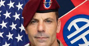 Christopher Todd Donahue: Krisenfeuerwehr der US-Armee