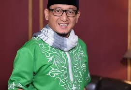 Semoga lekas sembuh, timpal @ratnaning1212 mendoakan zacky. Wu5kpjwlx53yzm