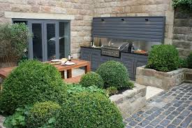 Urban Courtyard For Entertaining Modern Garden By Bestall Co Landscape Design Ltd Modern Urban Garden Design Modern Garden Design Courtyard Design
