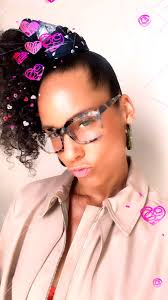 Alicia has got the best outfits for any party and she has been providing some of her best outfits. Alicia Keys On Twitter A Lot Of People Say I Give The Best Friend Advice So I M Trying Something New This Week I Ll Be Streaming On My New Twitch Channel Wed 11 18