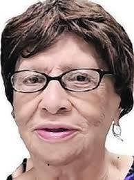 Sarah Dutton's Instagram, Twitter & Facebook