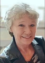 Esther Finley's Instagram, Twitter & Facebook