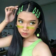 Maybe you would like to learn more about one of these? Pin On Make Up Clip Hairstyles Hair Styles Hair Clips Aesthetic
