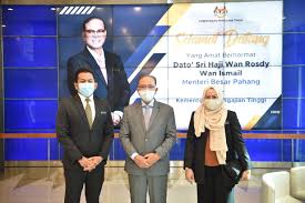 Laman rasmi kerajaan negeri pahang. Mohe Kunjung Hormat Menteri Besar Pahang Bersama Delegasi Kerajaan Negeri
