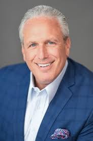 Dennis Newhouse's Instagram, Twitter & Facebook