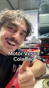 Motor #Vespa ColaCao 🤣🤣🤦🏻‍♂️