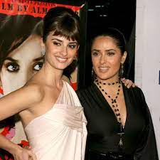 Submitted 6 days ago by tigresueno. Penelope Cruz Und Salma Hayek Wie Bitte Diese Promis Wohnten Fruher In Einer Wg Zusammen Cosmopolitan