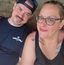 Hello! I want to start baby wearing, but im a plus size momma. I ordered  the momcozy brand but it ended up being to small. Im just under 6ft and  290lbs. Any