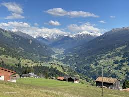 Der mittlere kauf preis für eine derzeit auf dem markt stehenden ein haus beträgt chf 1'749'500.der kauf preis für 80% der immobilien liegt zwischen chf 1'149'100 und chf 2'349'900.der durchschnittspreis pro m² in luzein beträgt chf 8'325/m² (preis pro quadratmeter). Rundwanderung Pany Im Prattigau Gr