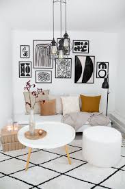 Hier kommen 35 großartige einrichtungsideen für kleine wohnzimmer. Wohnzimmer Liebe Poster Bilderwand Wohnzimmer