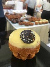 The newest upscale boutique hotel in waikiki. Halekulani Opens A New Bakery That S Just As Fab As The Hotel Hawaii Magazine