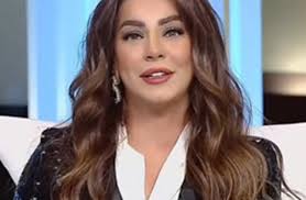 بالفيديو غادة موصلي تفقد الوعي على الهواء فن