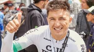 Jonathan Narvaez's Instagram, Twitter & Facebook