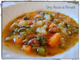 Con questo pentola a pressione per l'adattamento della zuppa di minestrone, non dovrai mai ricorrere di nuovo in zuppe in scatola! Minestrone Ricetta Tradizionale Una Riccia Ai Fornelli