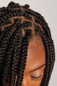 Knotless Box Braids Medium Width Yeluchi By Un Ruly Unlike the traditional braiding technique that adds extensions right at the root, the knotless method starts with. knotless box braids medium width