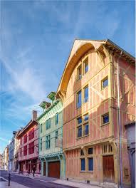 Its astonishingly intact, ludicrously pretty historic centre wings you back to the middle ages, with its warren of cobbled streets. Troyes Ace Hotel Troyes