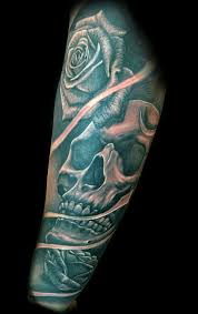 Mission ink is open once again for business! Realistic Skull And Roses Tattoo San Francisco Tattoo Shops Top Tattoos Tattoo Shop
