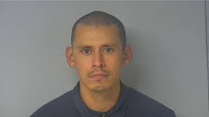 Drunk Burger King robber steals $300 in cash, drops $80 while fleeing, ends  up drinking at Hooters