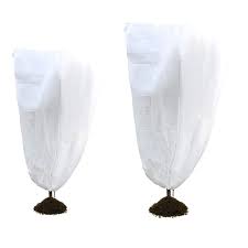 This is a great method for frost protecting your home garden including your tropical fruit trees and subtropical fruit trees. Drawstring Plant Covers Warm Plant Protection Cover Bags Frost Cloth Blanket Protecting Fruit Tree Potted Plants From Freezing Plant Covers Aliexpress