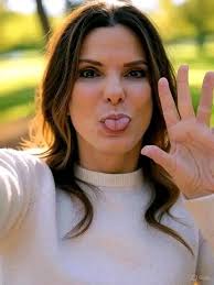 When you see me what's come to your mind baby😘😘🤔