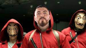 Bajo el signo de capricornio. Sargento Rap Participara En La Serie La Casa De Papel Mega