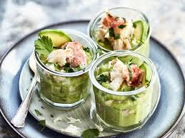 Recette Puree D Avocats Au Crabe Ingredients 4 Personnes 1 Boite De Chair De Crabe 2 Avocats 1 Citron Ve Avocat Crabe Recettes De Cuisine Puree D Avocat