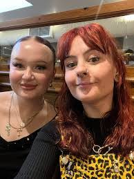 Laura Senft's Instagram, Twitter & Facebook