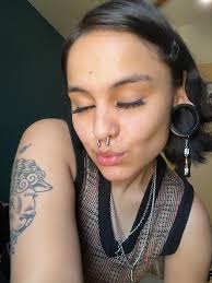 I am begging video game developers to talk to black barbers & hair stylists  bc there are so many unique black hairstyles that aren't just KILLMONGER  LOCS LMAO 😭