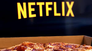 L'un des meilleurs experts en relations internationales. Etre Paye Pour Manger Des Pizzas Devant Netflix Is The New Meilleur Job Du Monde