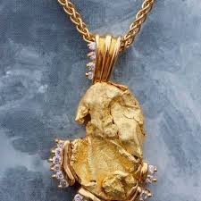 Fred meyer jewelers offers an extensive variety of quality fine jewelry, including everything from diamond bridal and engagement jewelry to brand name watches…. Gold Rush Fine Jewelry Downtown Fairbanks Fairbanks Ak