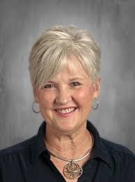 Julie Eiden's Instagram, Twitter & Facebook