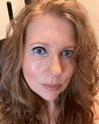 Melanie Dye (@mellydye11) • Instagram photos and videos