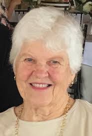 Deena Barry's Instagram, Twitter & Facebook