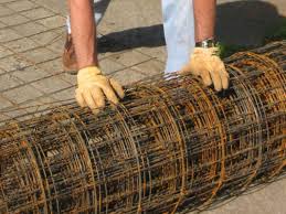 This post is your stopper! How To Make A Wire Tomato Cage How Tos Diy